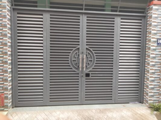 Báo giá làm cửa sắt giá rẻ tại Thủ Đức