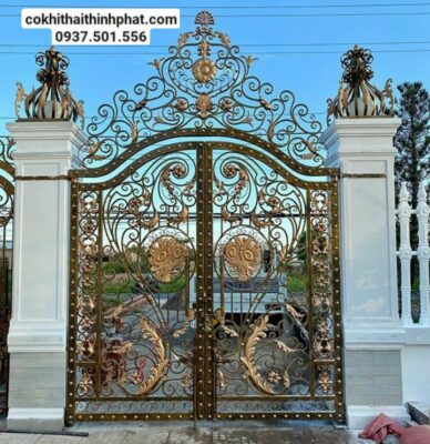 Cổng sắt nghệ thuật