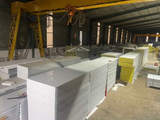 Làm vách ngăn panel giá rẻ tại Quận 1