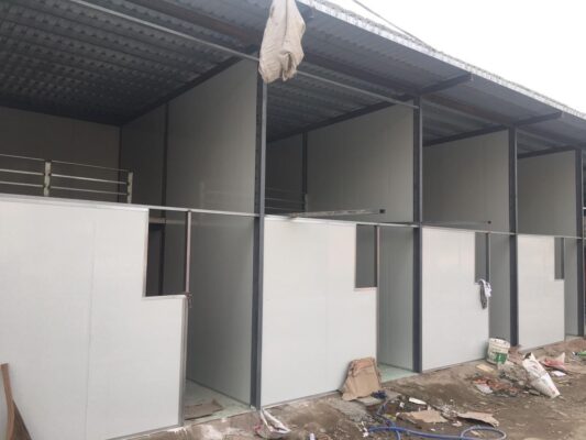 Thiết kế và thi công vách ngăn panel đẹp và tiện ích tại Quận 10
