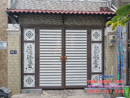 Làm cửa cổng sắt giá rẻ tại TP Dĩ An